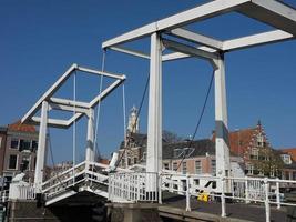 la città olandese di haarlem foto