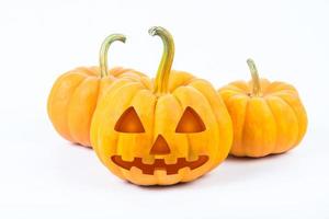 zucche di Halloween su sfondo bianco foto