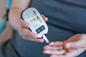 testare la glicemia per il diabete foto