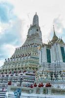 wat arun è un punto di riferimento in Thailandia foto