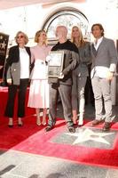 los angeles 4 dicembre - jessica lange, sarah paulson, ryan murphy, gwyneth paltrow, brad falchuk alla cerimonia della stella ryan murphy sulla hollywood walk of fame il 4 dicembre 2018 a los angeles, ca foto