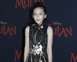 los angeles 9 marzo - delphine huang alla prima di mulan al teatro dolby il 9 marzo 2020 a los angeles, ca foto