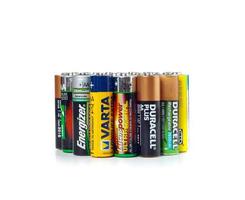 diversi tipi di batterie usate pronte per il riciclaggio foto