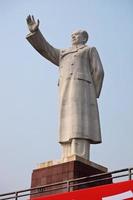 Statua di Mao Zedong a Chengdu, Cina foto