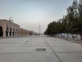 mecca, arabia saudita, giugno 2022 - moschea di nimrah situata nelle pianure di arafat, makkah. la moschea nimrah è una delle moschee più famose poiché da lì viene trasmessa la khutbah per hajj. foto