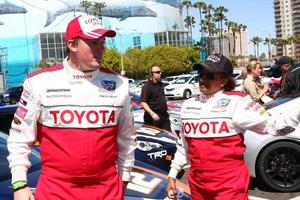 los angeles, 9 aprile - dakota meyer, wanda sykes al toyota proceleb race press day 2013 al circuito del gran premio di toyoto il 9 aprile 2013 a long beach, ca foto