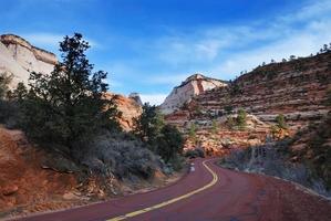 parco nazionale di zion al mattino presto foto