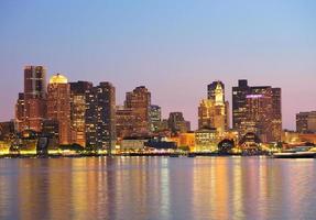 panorama del centro di Boston al tramonto foto