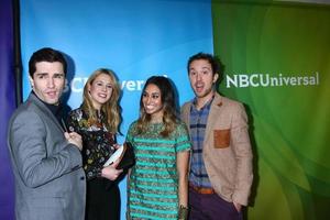 los angeles, 7 gennaio - sam witwer, meaghan rath, kristen hager, sam huntington partecipa al tour stampa invernale tca nbcuniversal 2013 al langham huntington hotel il 7 gennaio 2013 a pasadena, ca foto