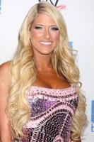 los angeles, 11 agosto - kelly kelly arriva al be a star summer event all'andaz hotel l'11 agosto 2011 a los angeles, ca foto