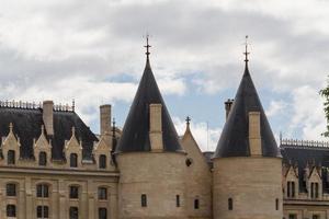 edificio storico a parigi francia foto