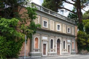 Roma, Italia. particolari architettonici tipici della città vecchia foto