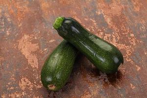 zucchine mature crude foto