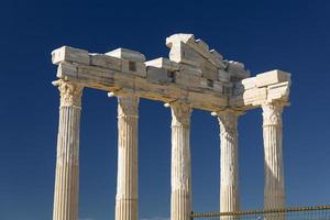 apollo tempio di lato foto