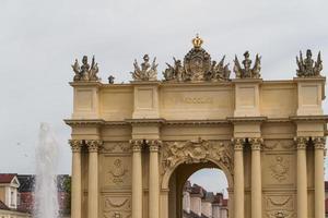 porta di brandeburgo da potsdam, berlino, germania foto