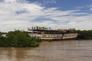 lago Tonle Sap foto