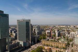 skyline di varsavia con torri di varsavia foto