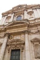 grande chiesa nel centro di roma, italia. foto