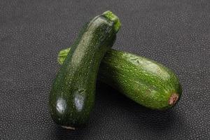 zucchine mature crude foto