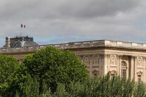 edificio storico a parigi francia foto