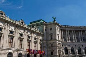 holdenplatz nel complesso di hofburg, vienna, austria foto