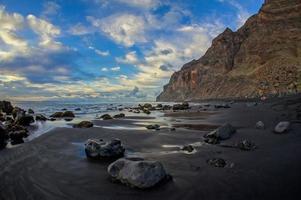 tramonto sulla spiaggia tropicale foto