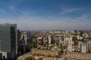 skyline di varsavia con torri di varsavia foto