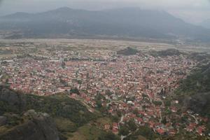 villaggio di kastraki vicino a meteora in grecia foto