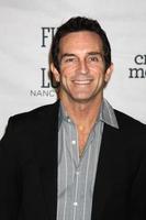 los angeles, 25 ottobre - Jeff probst arriva alla festa di lancio del libro pieno di amore all'hotel sls il 25 ottobre 2010 a beverly hills, ca foto