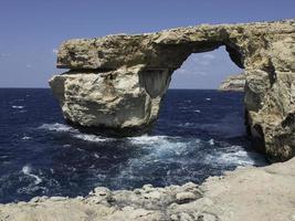 l'isola di gozo sul mar mediterraneo foto