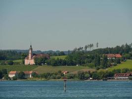 meersburg sul lago di costanza in germania foto