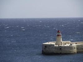 la città di valletta sull'isola di malta foto