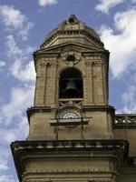 la città di valletta sull'isola di malta foto