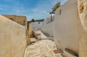 villaggio di chora nell'isola di sikinos in grecia foto