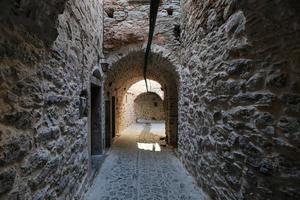 strada tradizionale a mesta, isola di chios, grecia foto