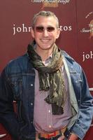 Los Angeles, 11 marzo - adam shankman arriva al 9° beneficio annuale della casa di John Varvatos Stuart presso il negozio di John Varvatos l'11 marzo 2012 a West Hollywood, California foto