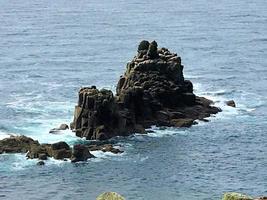 una vista del mare alla fine di terre in cornovaglia foto