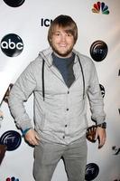 los angeles, 7 dicembre - jareb dauplaise arriva al jhrt s 9th Young hollywood holiday party a eden il 7 dicembre 2011 a los angeles, ca foto