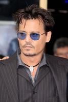 los angeles, 24 giugno - johnny depp alla star di jerry bruckheimer sulla hollywood walk of fame al teatro el capitan il 24 giugno 2013 a los angeles, ca foto