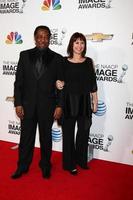 los angeles, 31 gennaio - jim reynolds, la moglie lissa reynolds arriva al 44° naacp image Awards presso l'auditorium del santuario il 31 gennaio 2013 a los angeles, ca. foto