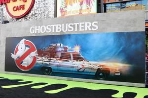los angeles, 9 luglio - atmosfera ghostbusters alla premiere di ghostbusters al tcl teatro cinese imax il 9 luglio 2016 a los angeles, ca foto