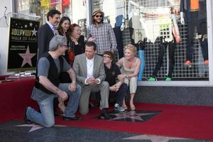 los angeles, 19 settembre - jon cryer, due uomini e mezzo espressi alla cerimonia della stella della passeggiata della fama di jon cryer hollywood all'hollywood walk of fame il 19 settembre 2011 a los angeles, ca foto