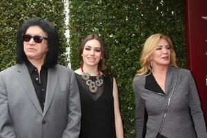 los angeles, 13 aprile - gene simmons, sophie simmons, shannon tweed al john varvatos 11th annuale stuart house benefit presso la boutique john varvatos il 13 aprile 2014 a west hollywood, ca foto