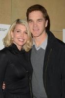 los angeles, 22 mar - stacey toten, luc robitaille al ho visto la luce la premiere al teatro egiziano il 22 marzo 2016 a los angeles, ca foto