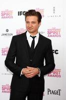 los angeles, 23 febbraio - jeremy renner partecipa ai premi dello spirito indipendente del film 2013 presso la tenda sulla spiaggia il 23 febbraio 2013 a santa monica, ca foto