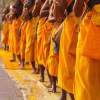 monaci in thailandia foto