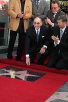 los angeles, 14 ottobre - hal david alla cerimonia per conferire una stella sulla Hollywood Walk of fame per hal david all'istituto dei musicisti il 14 ottobre 2011 a los angeles, ca foto