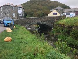 boscastle in Cornovaglia nel Regno Unito nell'agosto 2020. una vista di boscastle in Cornovaglia in una mattina bagnata foto