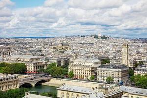 Vista panoramica di Parigi dalla cattedrale di Notre Dame a Parigi, Francia