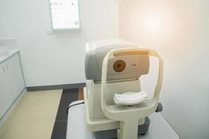 macchina per il test dell'occhio per optometria foto